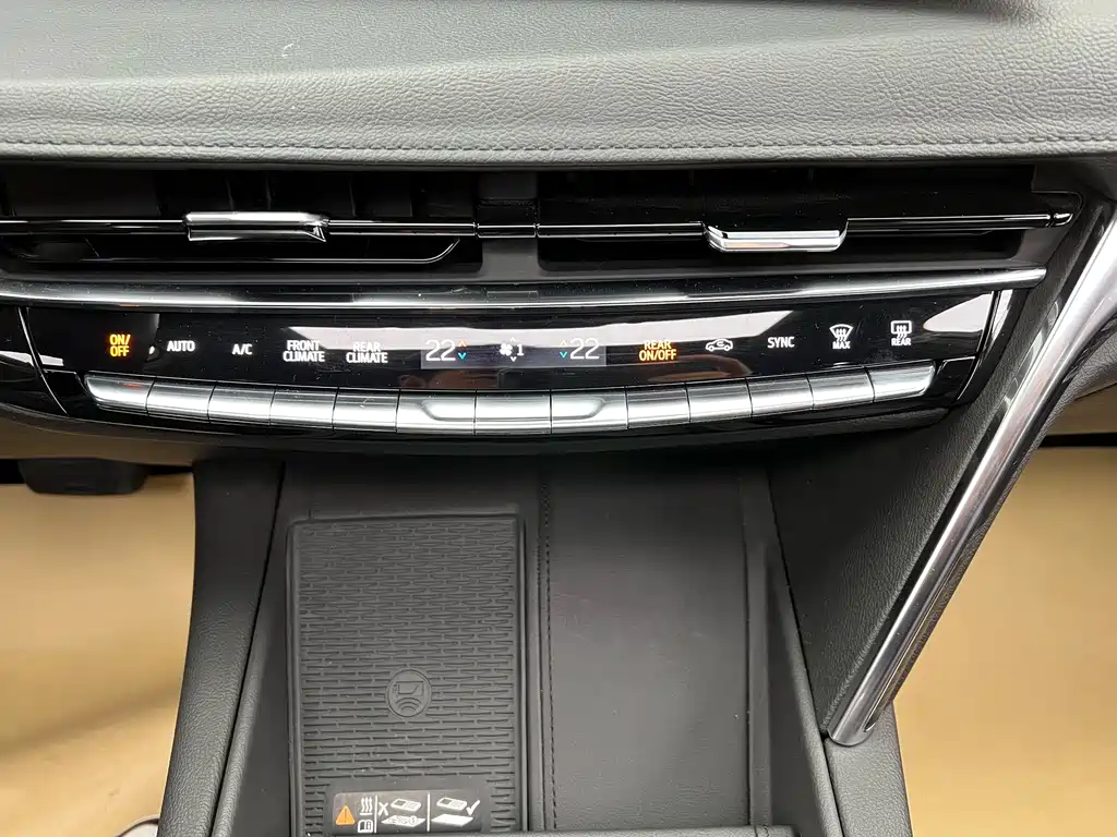 Cadillac CT6 2023 28T Premium Model