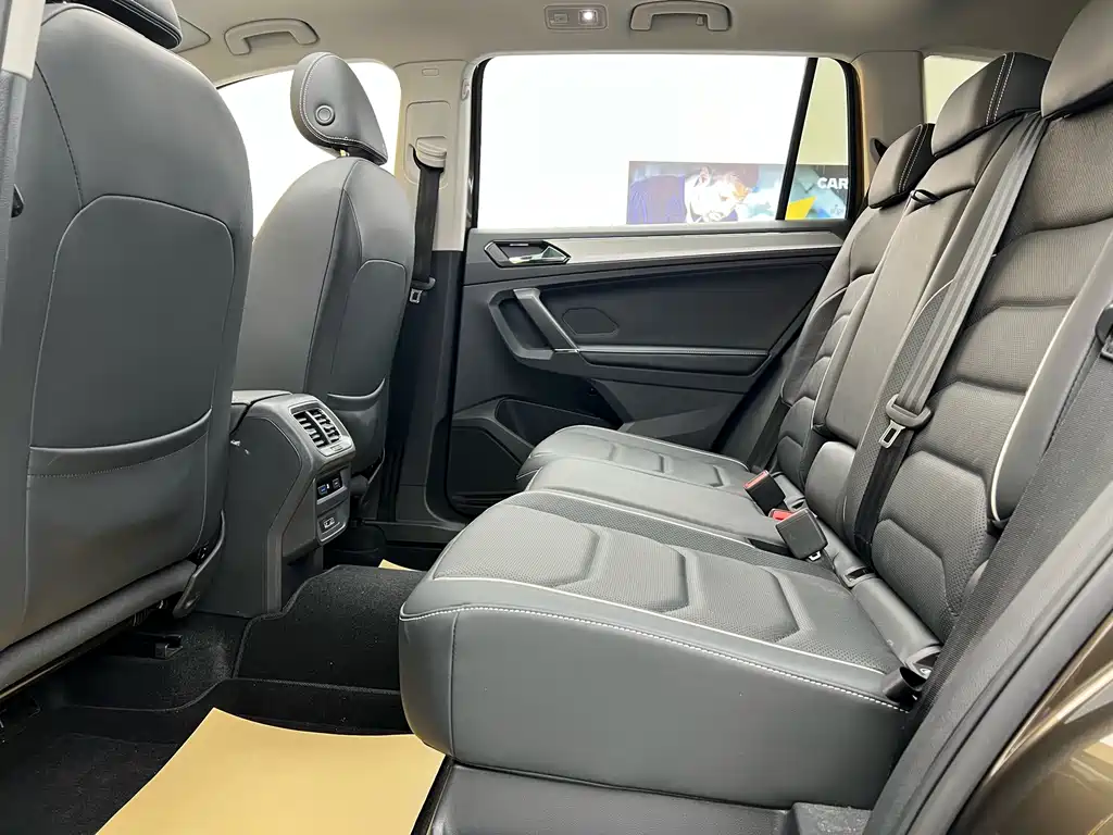 Volkswagen Tiguan L 2017 330TSI Automatic FWD Flagship Edition