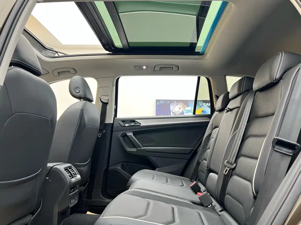 Volkswagen Tiguan L 2017 330TSI Automatic FWD Flagship Edition