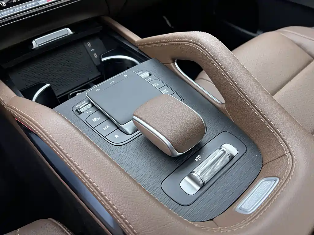 Mercedes-Benz GLE 450 4MATIC Luxury 2025