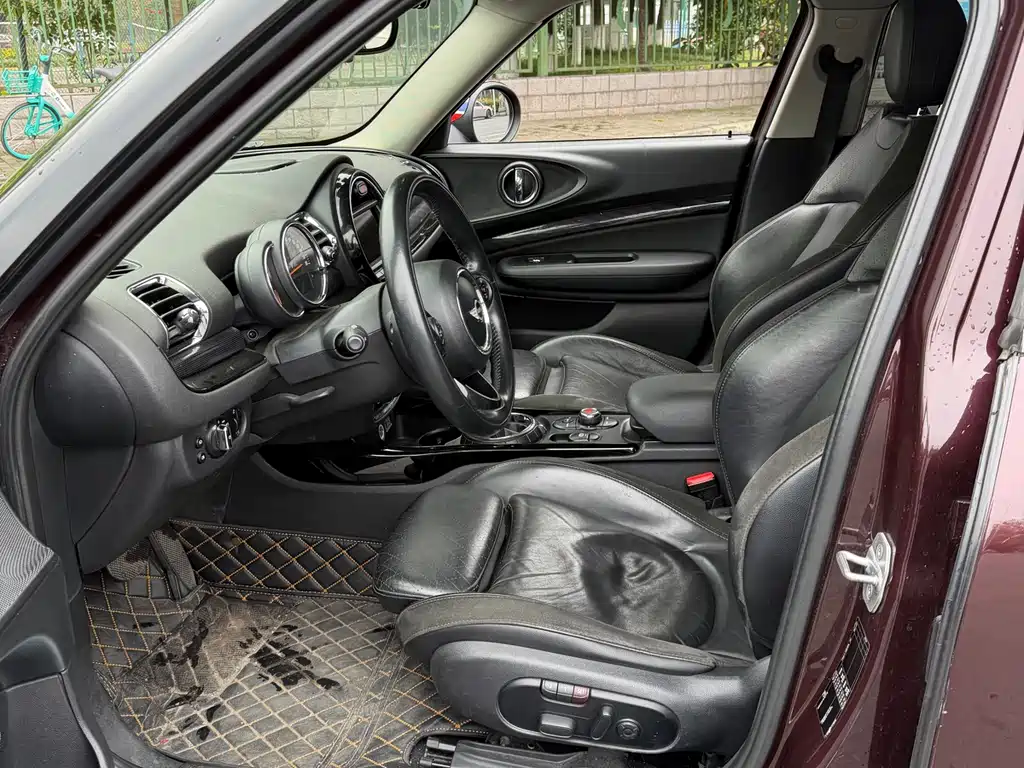 MINI Clubman 2016 Facelift 1.5T COOPER Connoisseur Edition