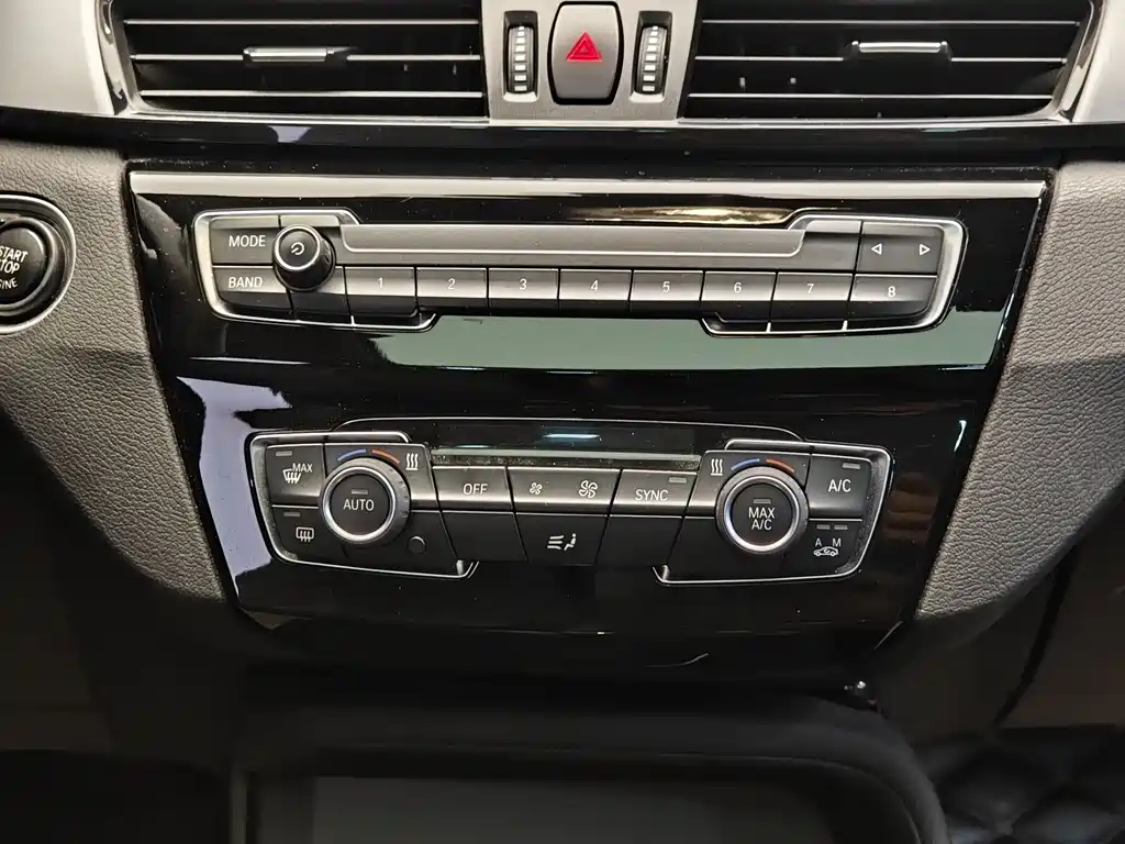 BMW X1 2018 sDrive18Li Fashion Edition