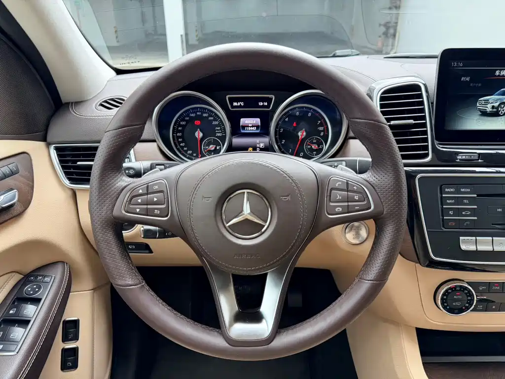 Mercedes-Benz GLS 2016 GLS 400 4MATIC Dynamic