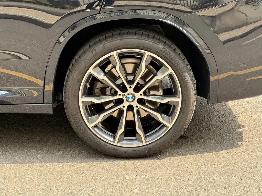 BMW X3 2023 xDrive30i Leading Edition M Night Package