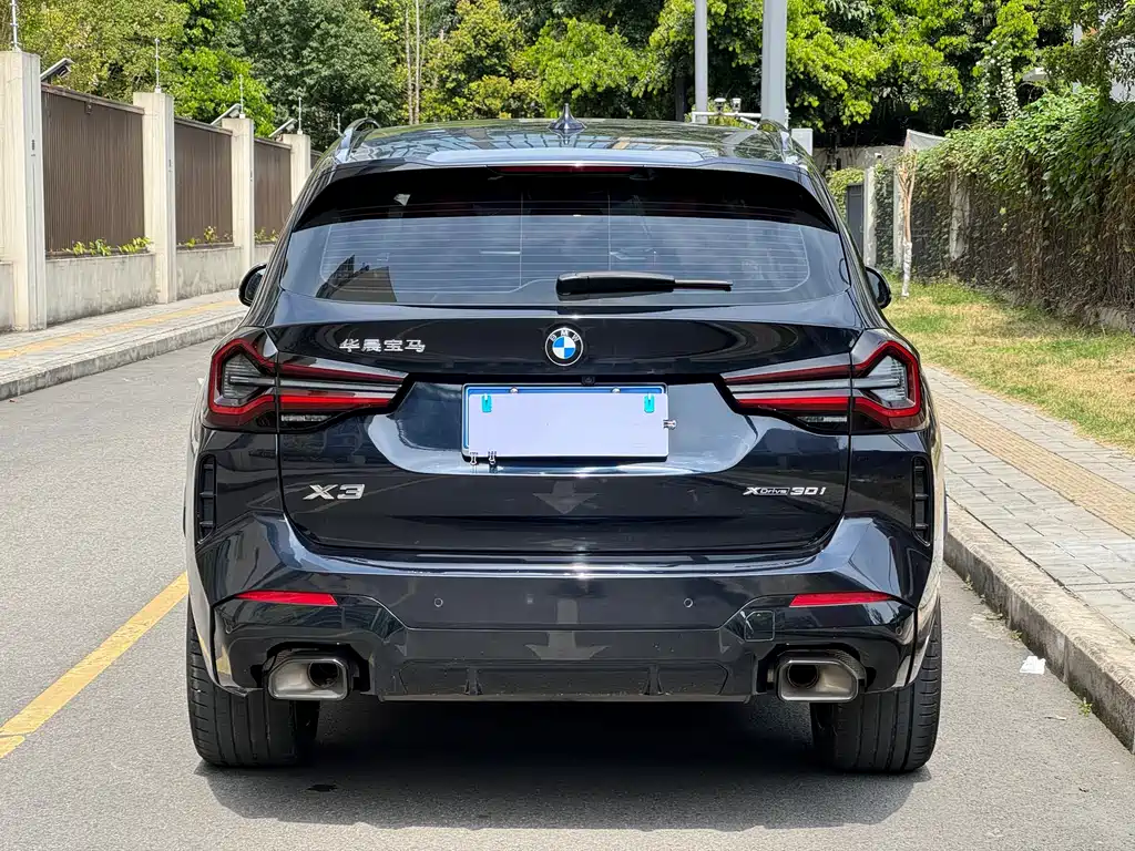 BMW X3 2023 xDrive30i Leading Edition M Night Package