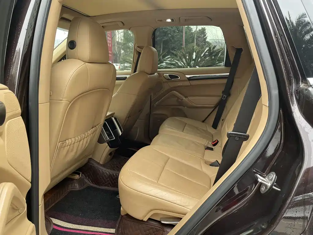Porsche Cayenne 2011 3.0T