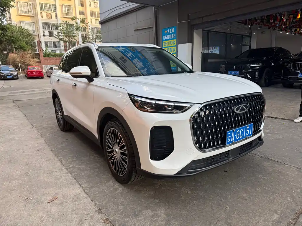 Chery Tiggo 8L 2024 2.0T FWD Luxury Edition 5-Seater