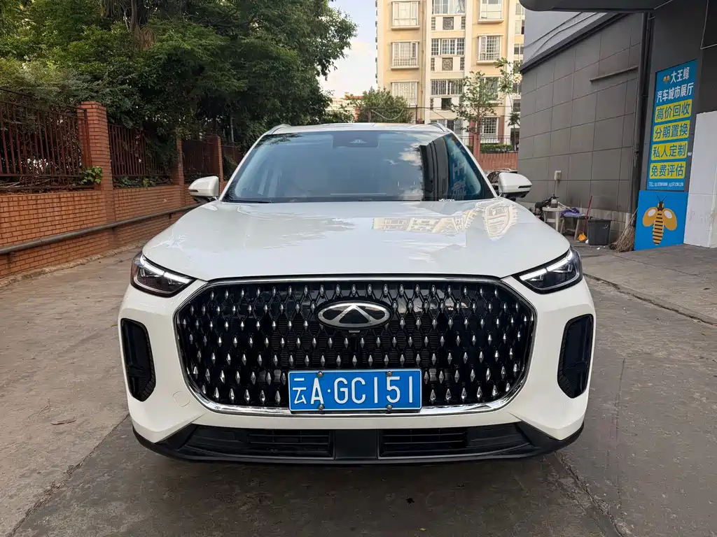 Chery Tiggo 8L 2024 2.0T FWD Luxury Edition 5-Seater