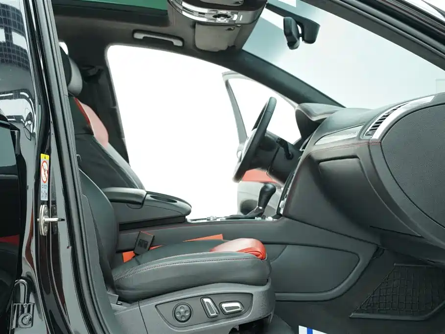 Audi Q7 2011 3.0 TFSI Exclusive (200kW)