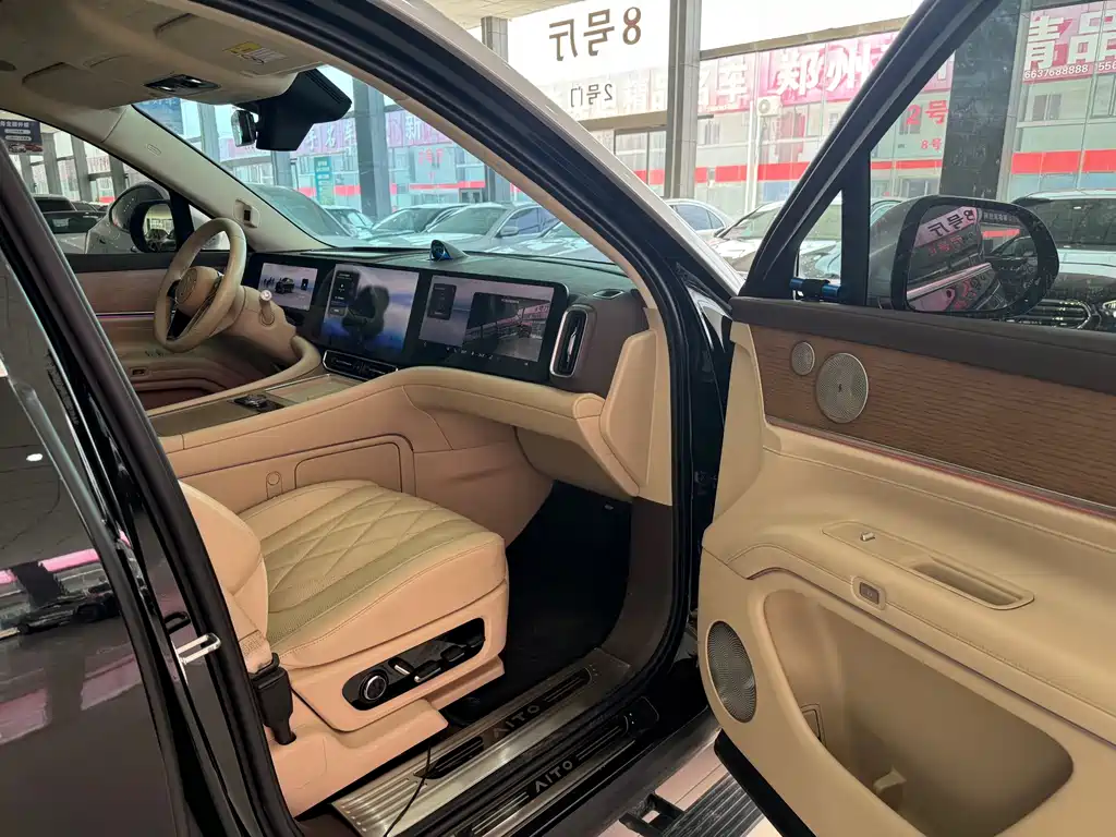AITO M9 2024 EREV Ultra 42kWh 6-Seater