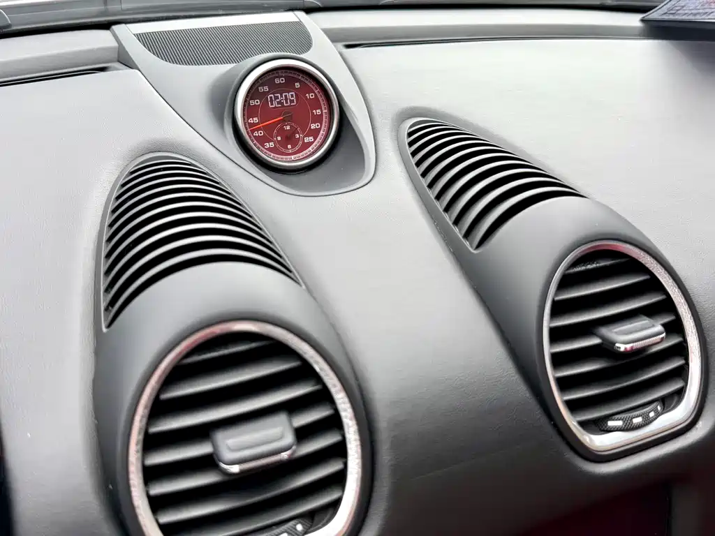 Porsche 718 Boxster 2.0T