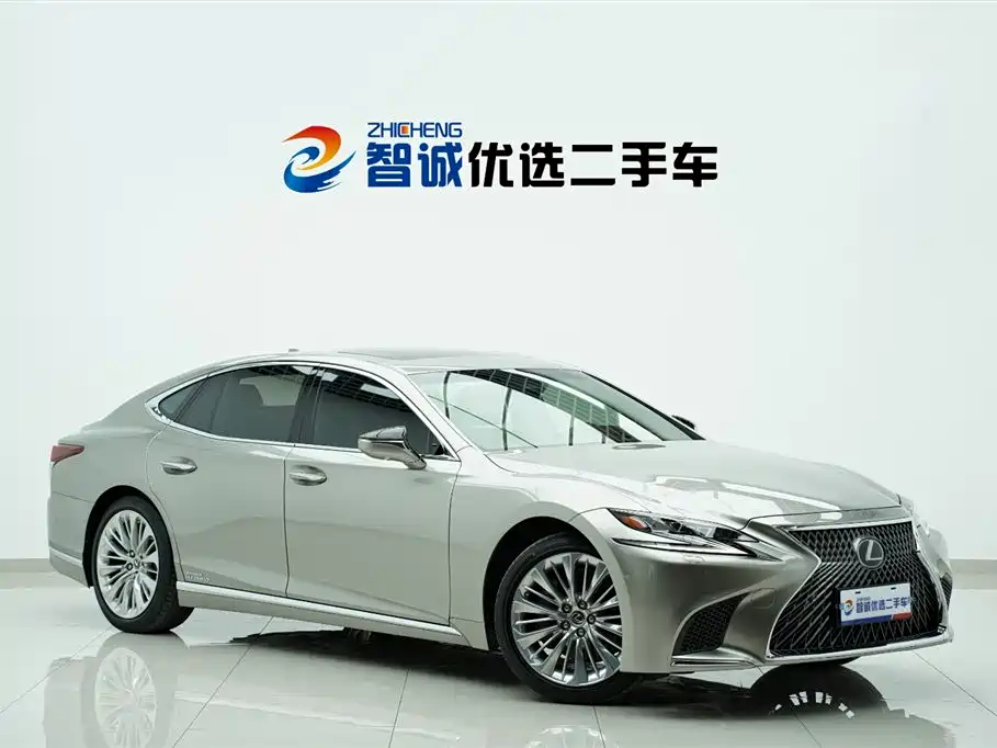 Lexus LS 500h Executive Edition 2018
