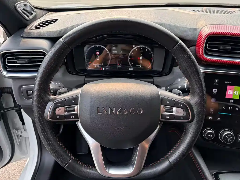 Lynk & Co 03 2019 2.0TD Auto Pro