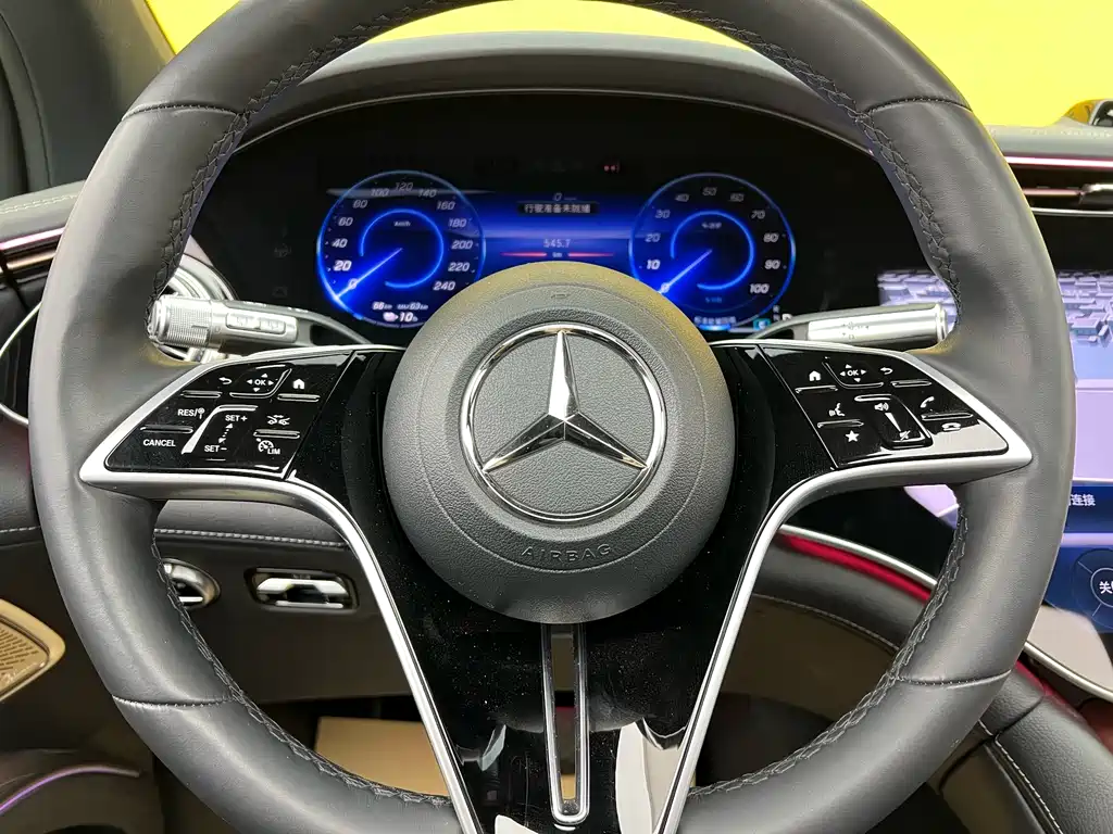 Mercedes-Benz EQS SUV 450 4MATIC