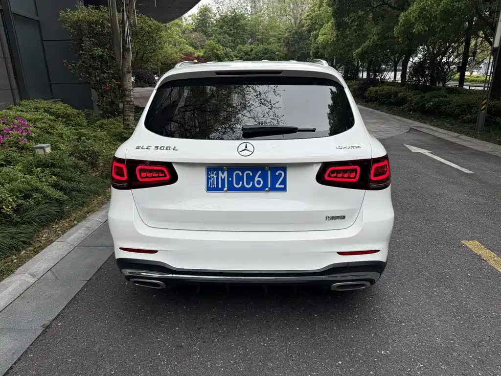 Mercedes-Benz GLC 300 L 4MATIC