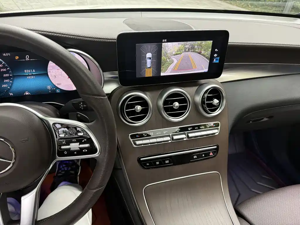Mercedes-Benz GLC 300 L 4MATIC