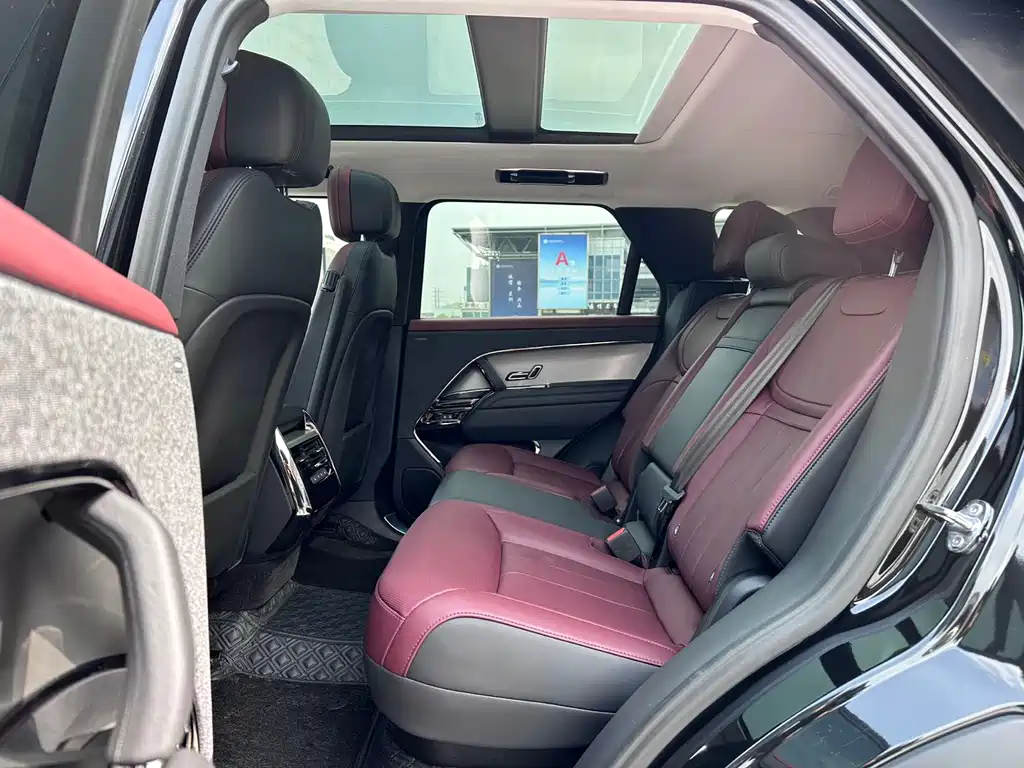 Range Rover Sport 2024 400PS Dynamic SE