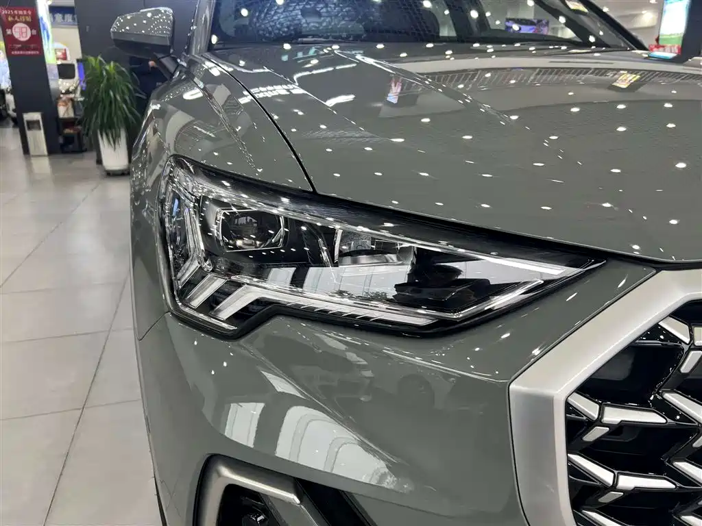 Audi Q3 2024 40 TFSI Fashion Dynamic