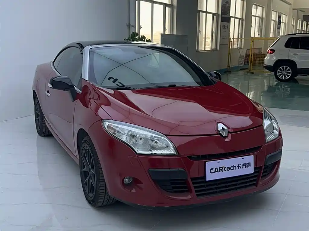 Renault Megane 2011 CC 2.0 Fashion Navigation Edition