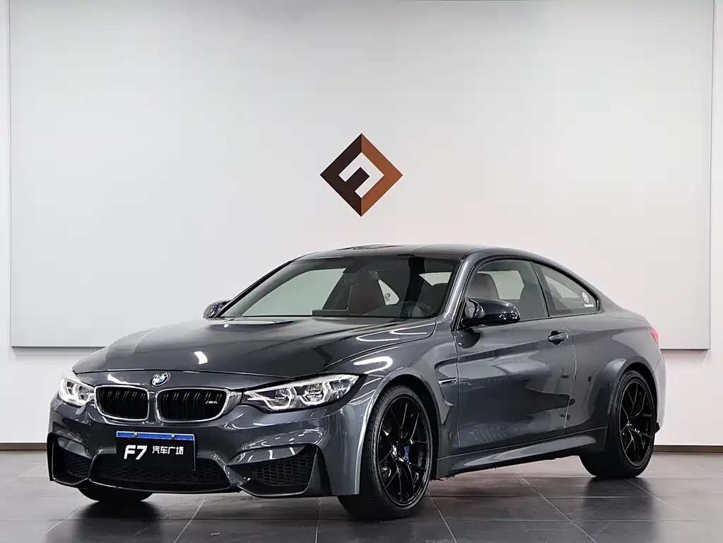 BMW M4 2017 M4 Coupe