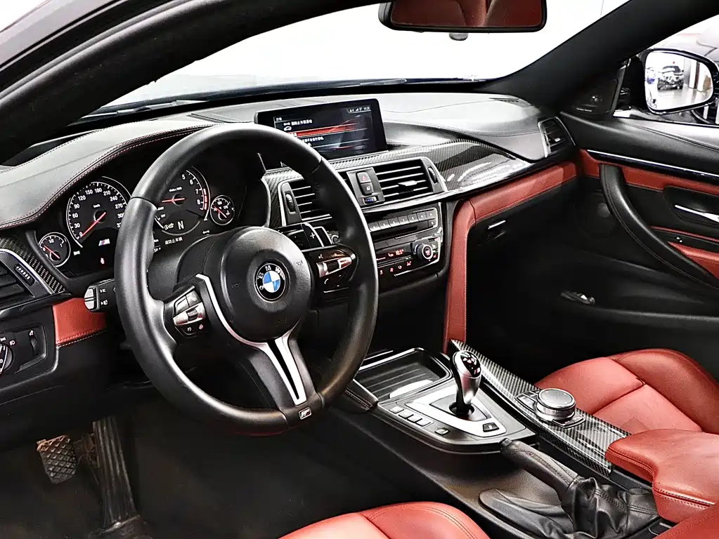 BMW M4 2017 M4 Coupe