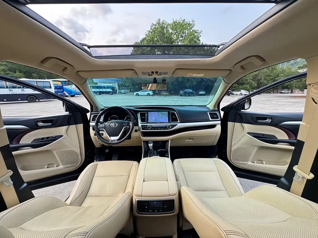 Highlander 2015 2.0T AWD Luxury Edition 7-Seater
