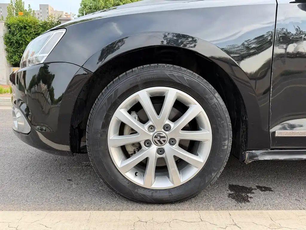 Volkswagen Sagitar 2012 1.4TSI Automatic Luxury