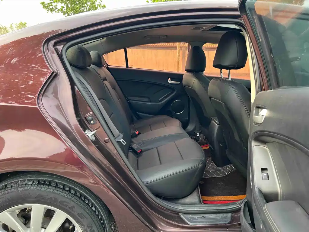 Kia K3 2015 1.6L Automatic GLS