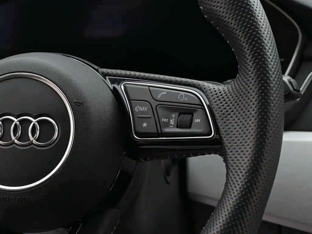 Audi A4 Avant 2020 40 TFSI Luxury Dynamic