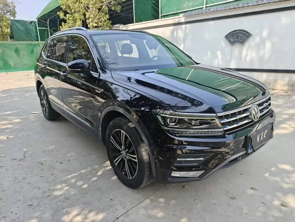 Volkswagen Tiguan L 2018 330TSI Front-Wheel Drive ComfortLine