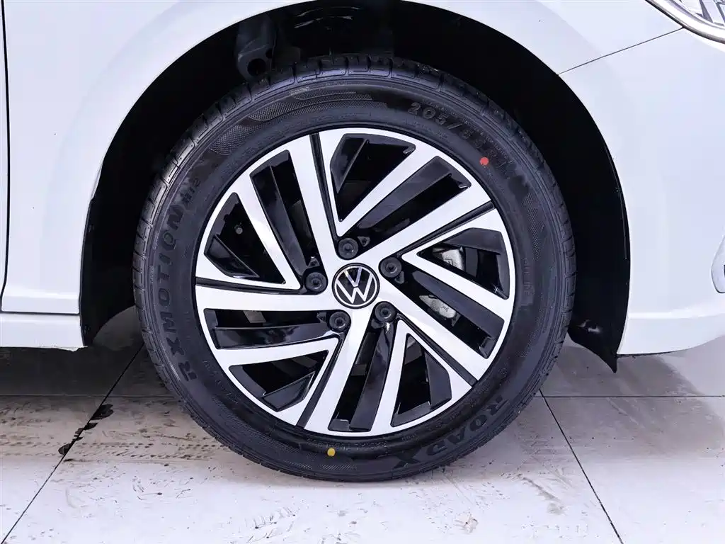 Volkswagen Lavida 2024 1.5L Automatic Five Million Edition