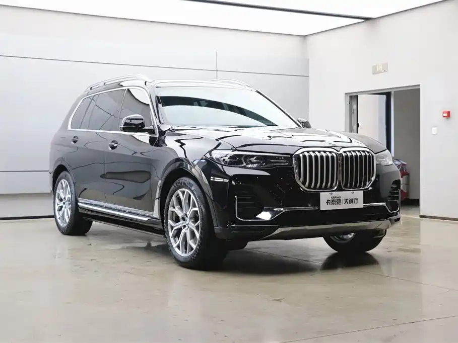 BMW X7 2020 xDrive40i Luxury Line