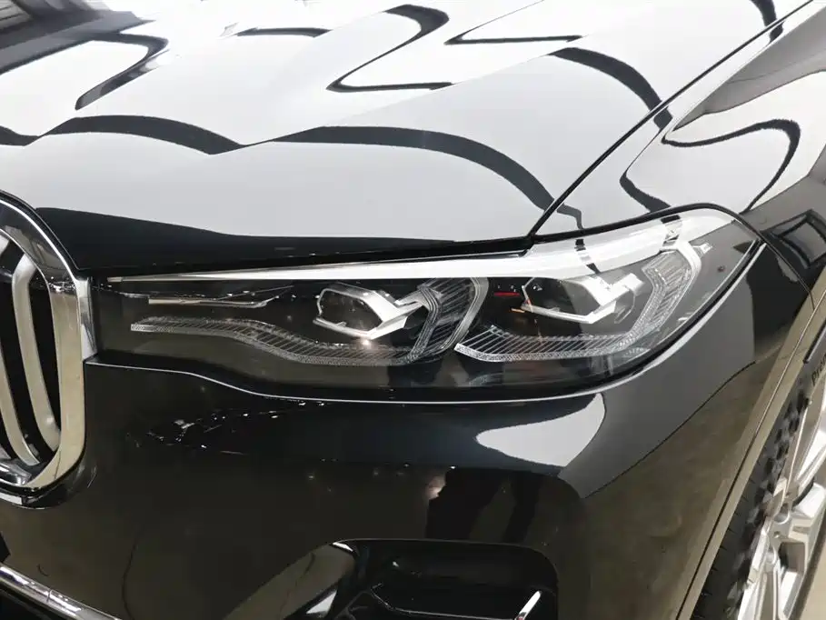 BMW X7 2020 xDrive40i Luxury Line