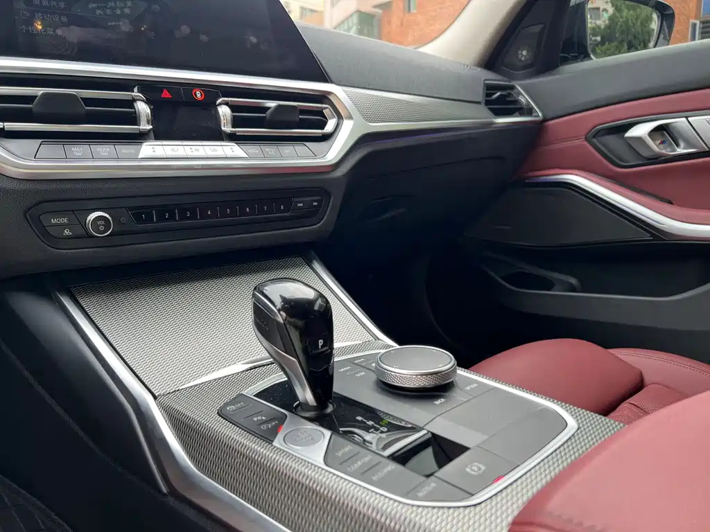 BMW 3 Series 2022 LCI 325Li M Sport Black Package