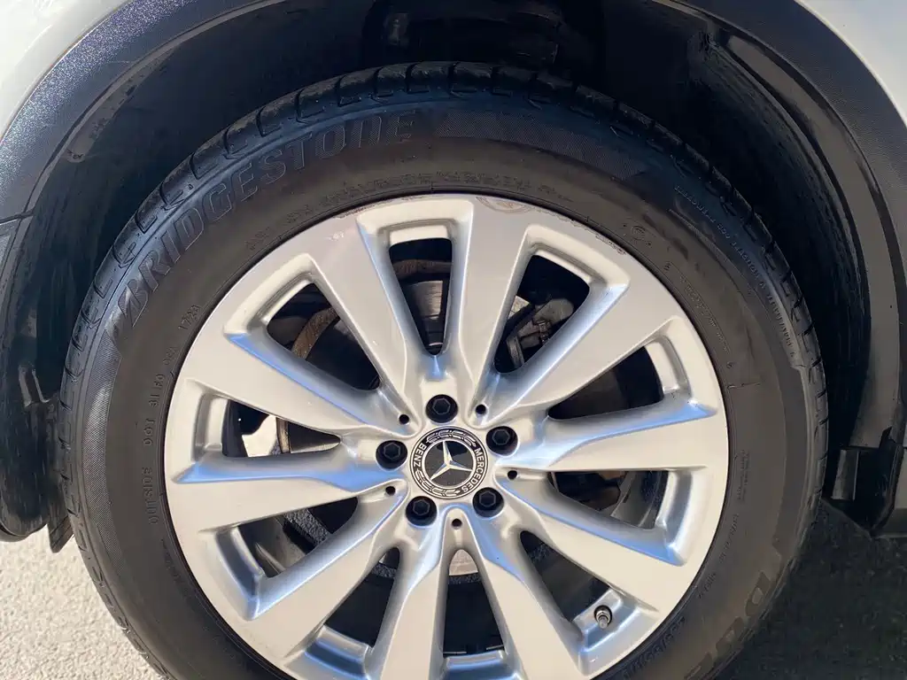 Mercedes-Benz GLC Coupe 2021 GLC 260 4MATIC Coupe SUV