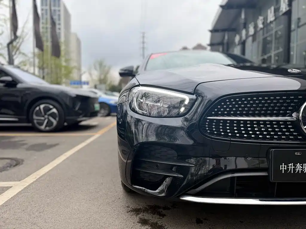 Mercedes-Benz E-Class 2023 E 260 L Sport