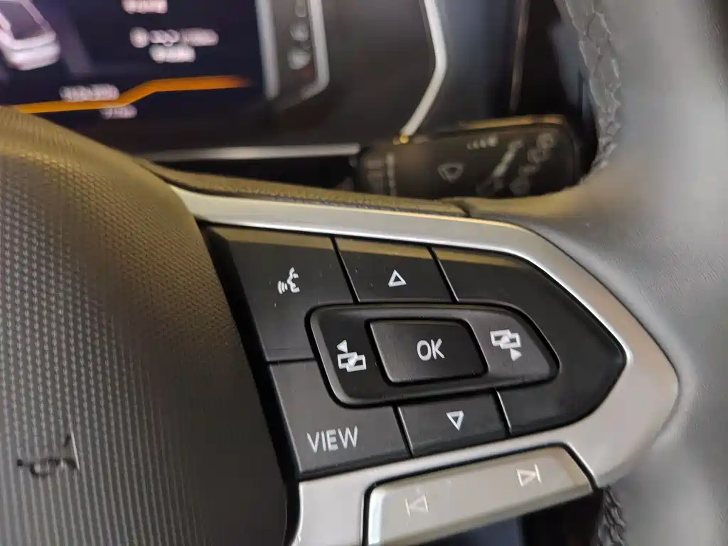 Volkswagen Tharu 2025 New Sharp 300TSI Ruixiang Edition