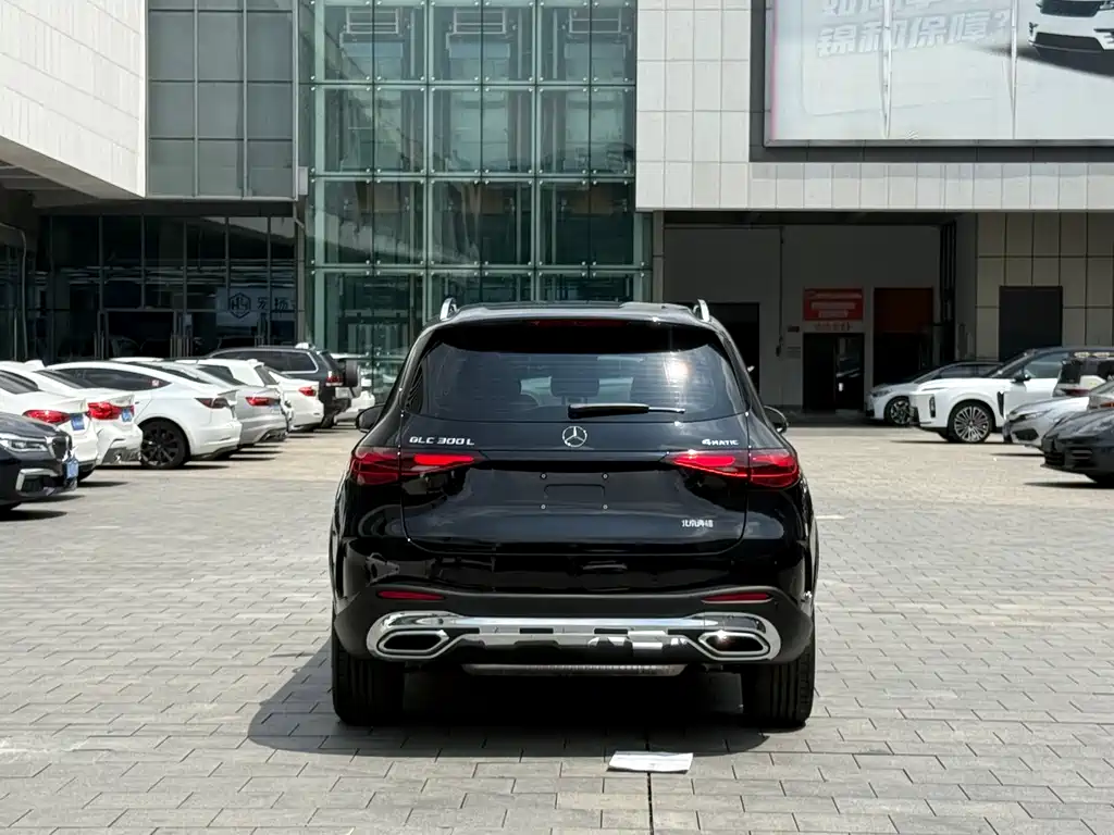 Mercedes-Benz GLC 2025 GLC 300 L 4MATIC Dynamic 5-Seater