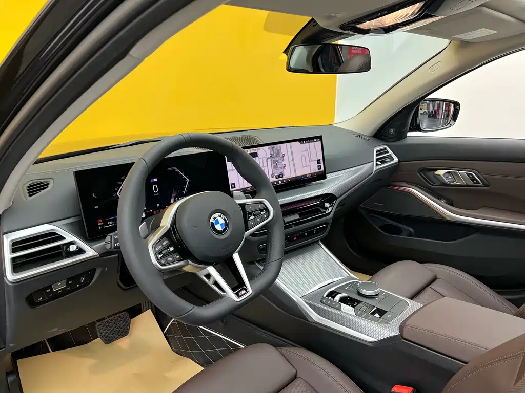 BMW 3 Series 2025 330Li M Sport Night Edition