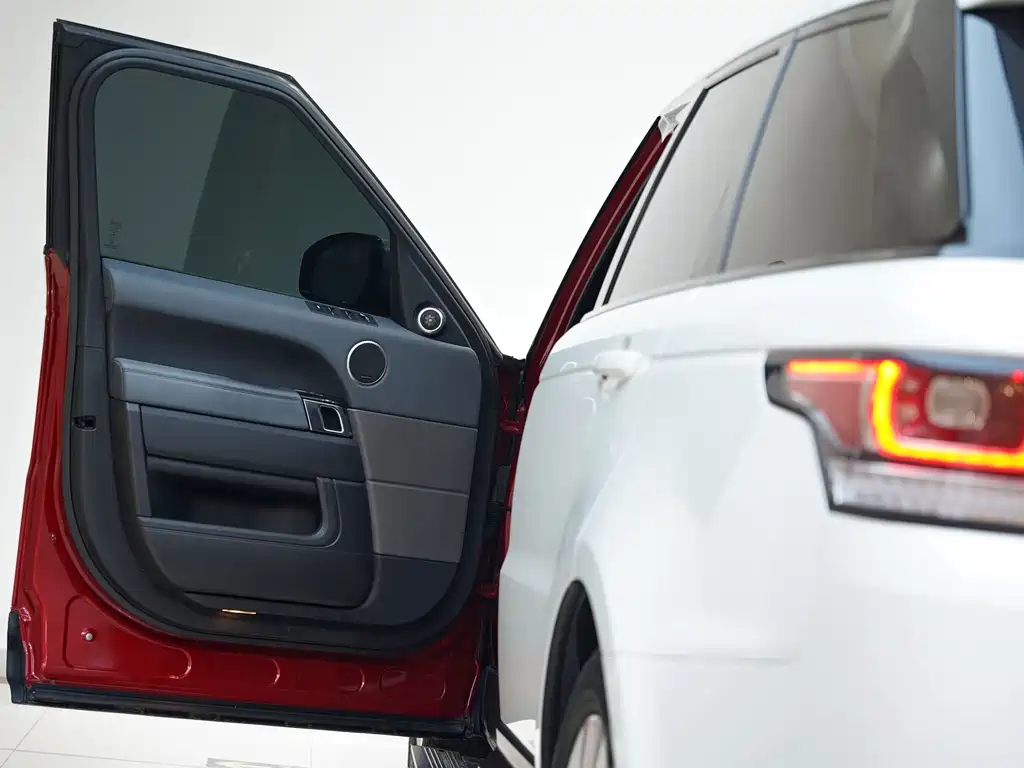 2015 Land Rover Range Rover Sport 3.0 SC V6 HSE