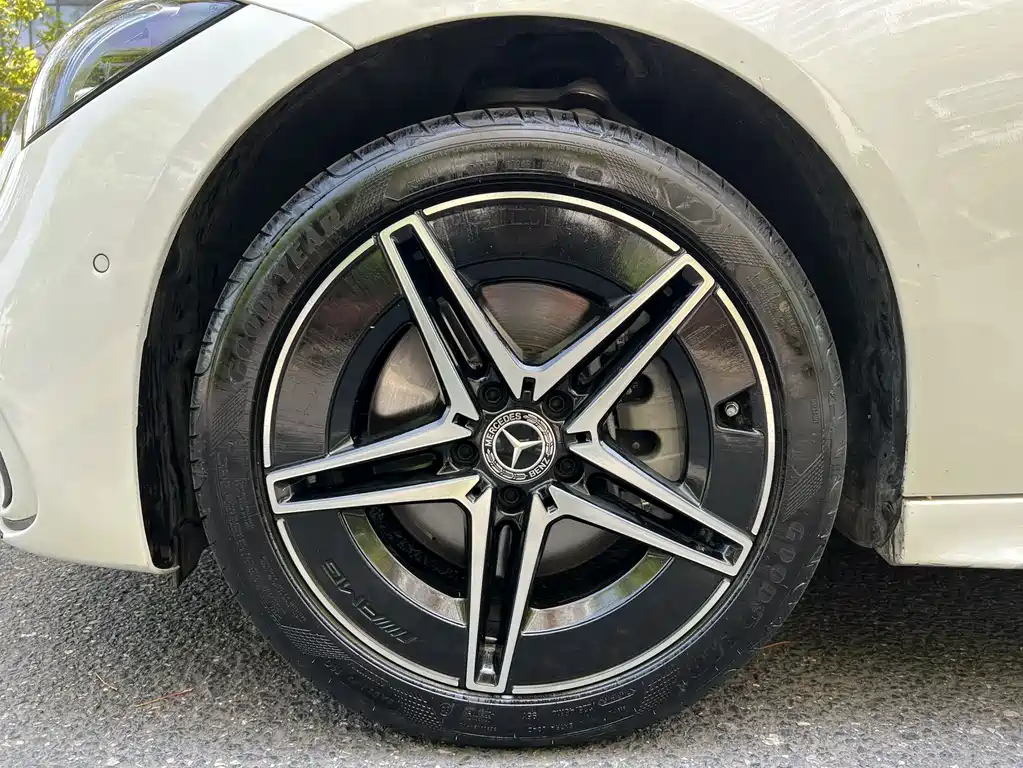 Mercedes-Benz C-Class 2025 C 260 L皓夜 Sport Edition