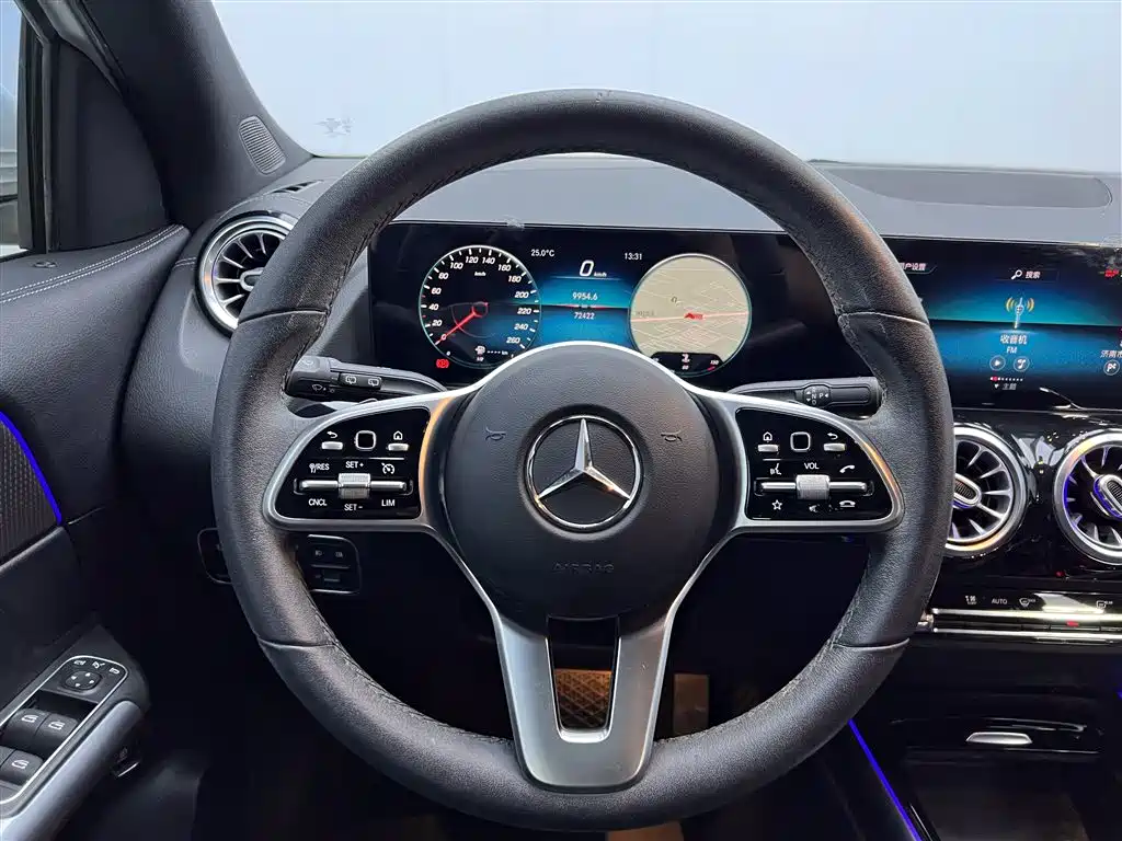 Mercedes-Benz GLA 200 (2020)