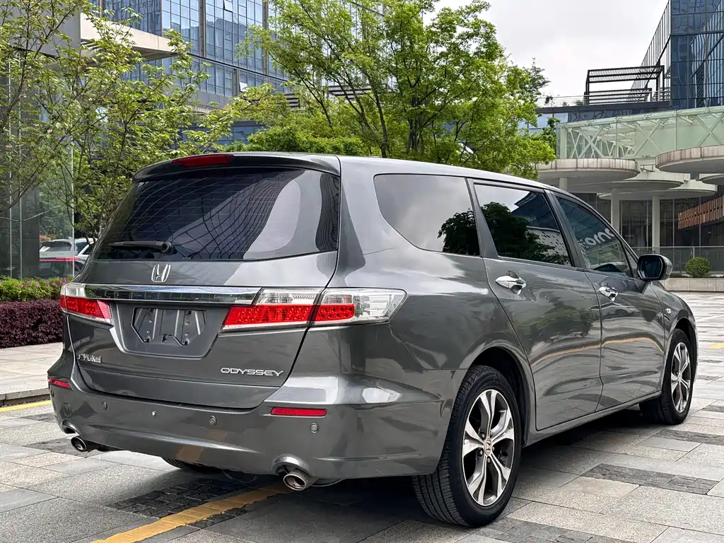 Odyssey 2013 2.4L Luxury Edition