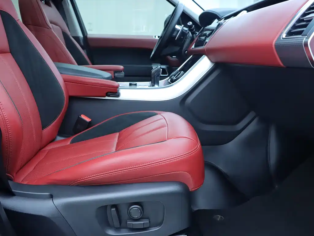 Range Rover Sport 2022 3.0L 6-Cylinder Black Edition