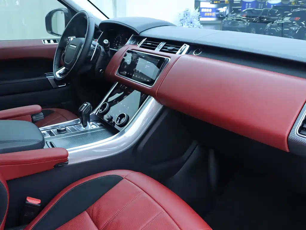 Range Rover Sport 2022 3.0L 6-Cylinder Black Edition