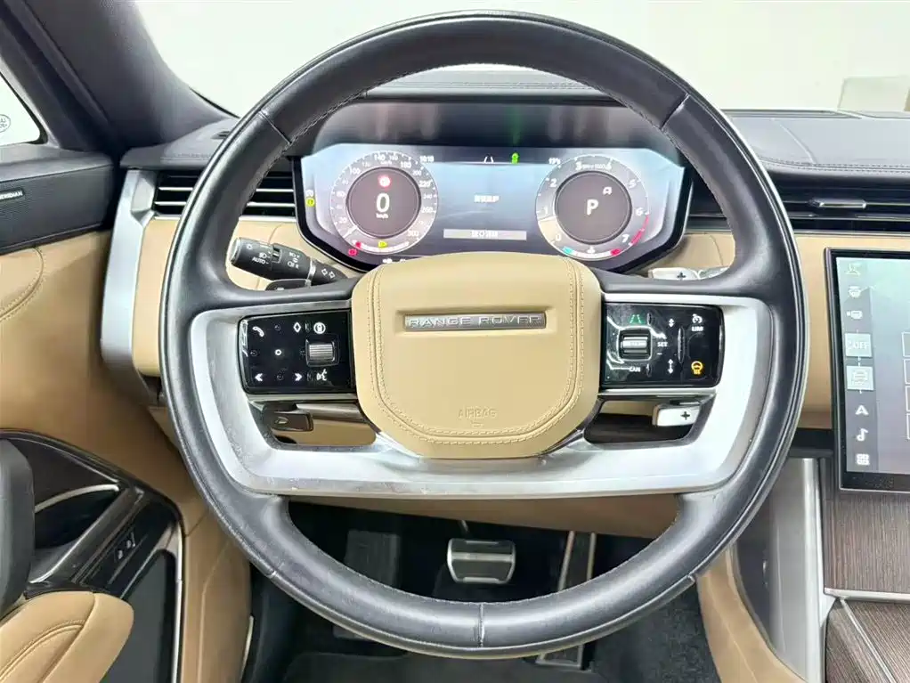 Range Rover 2024 3.0 L6 400PS Autobiography LWB