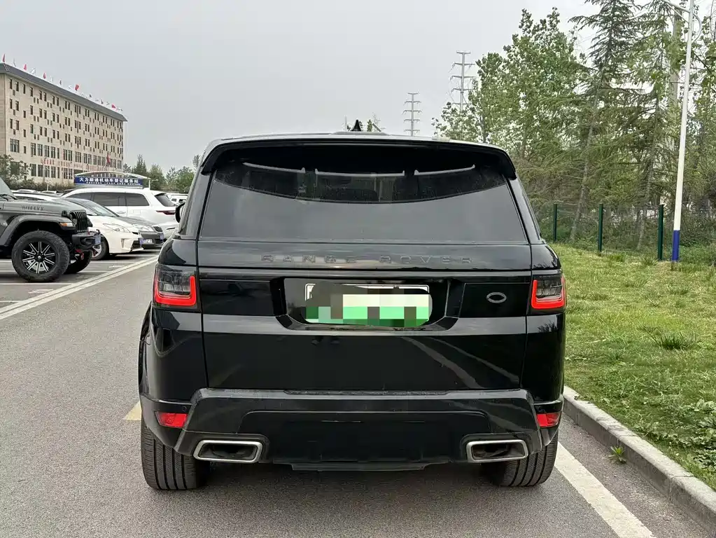 Range Rover Sport P400e 2018