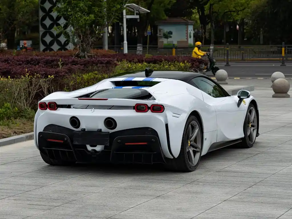 Ferrari SF90 Stradale