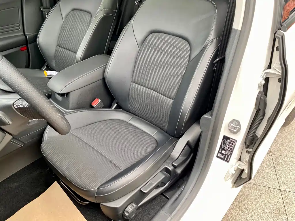 Ford Focus 2021 Hatchback EcoBoost 180 Automatic Fengchao Edition