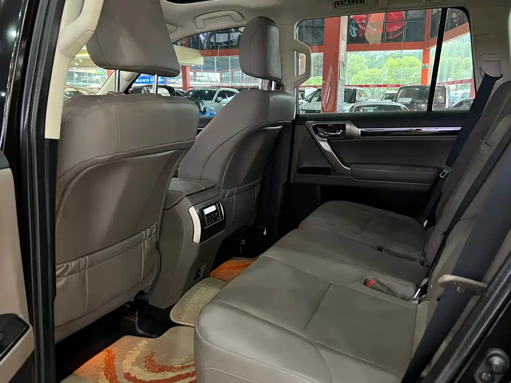 Lexus GX 460 2019 Middle East Edition